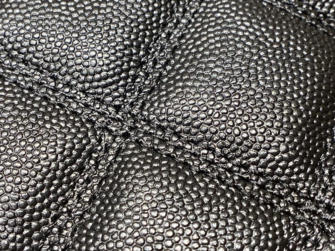 Saint laurent Ysl 80’s 𝙑𝙖𝙣𝙞𝙩𝙮 方形水桶化妆包 649779黑色