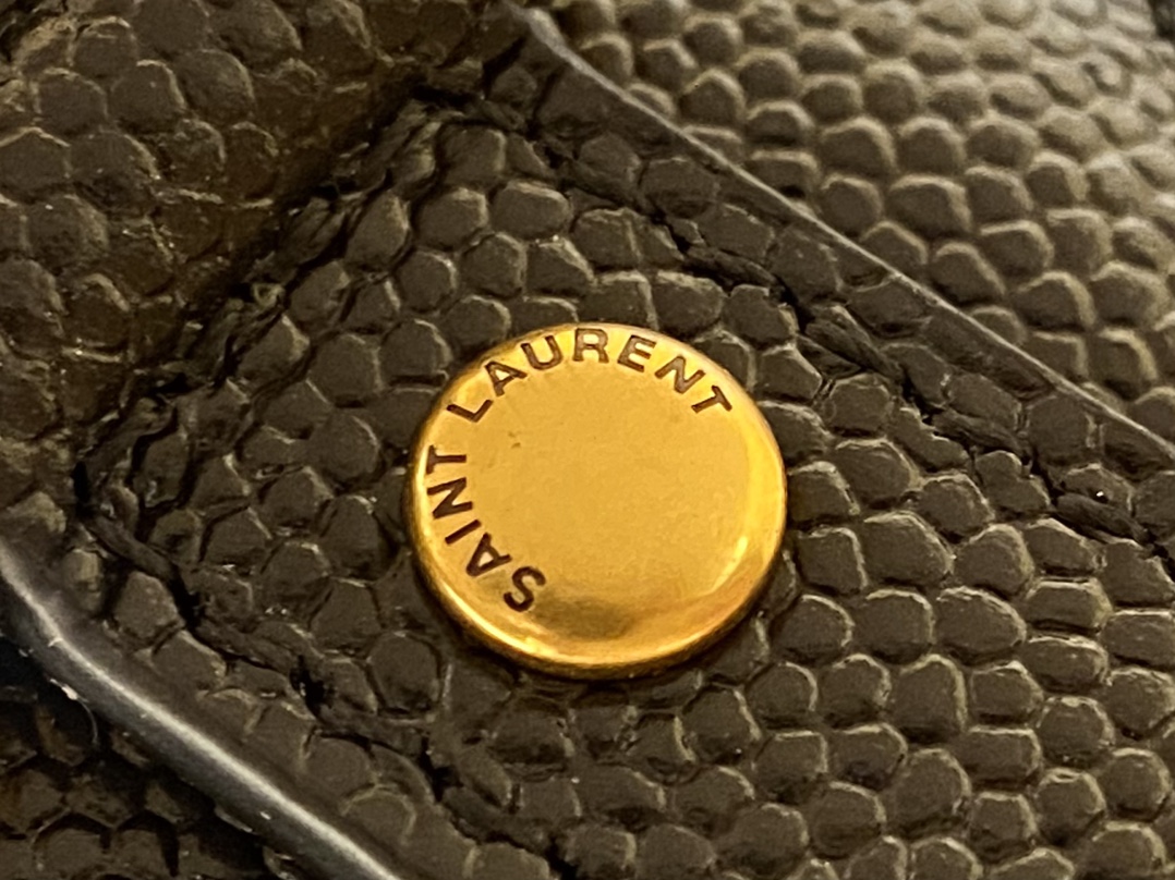 Saint laurent Ysl 80’s 𝙑𝙖𝙣𝙞𝙩𝙮 方形水桶化妆包 649779黑色