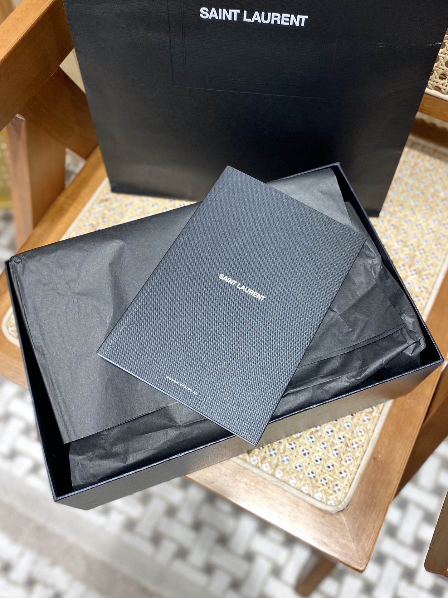 Saint laurent Ysl 80’s 𝙑𝙖𝙣𝙞𝙩𝙮 方形水桶化妆包 649779黑色