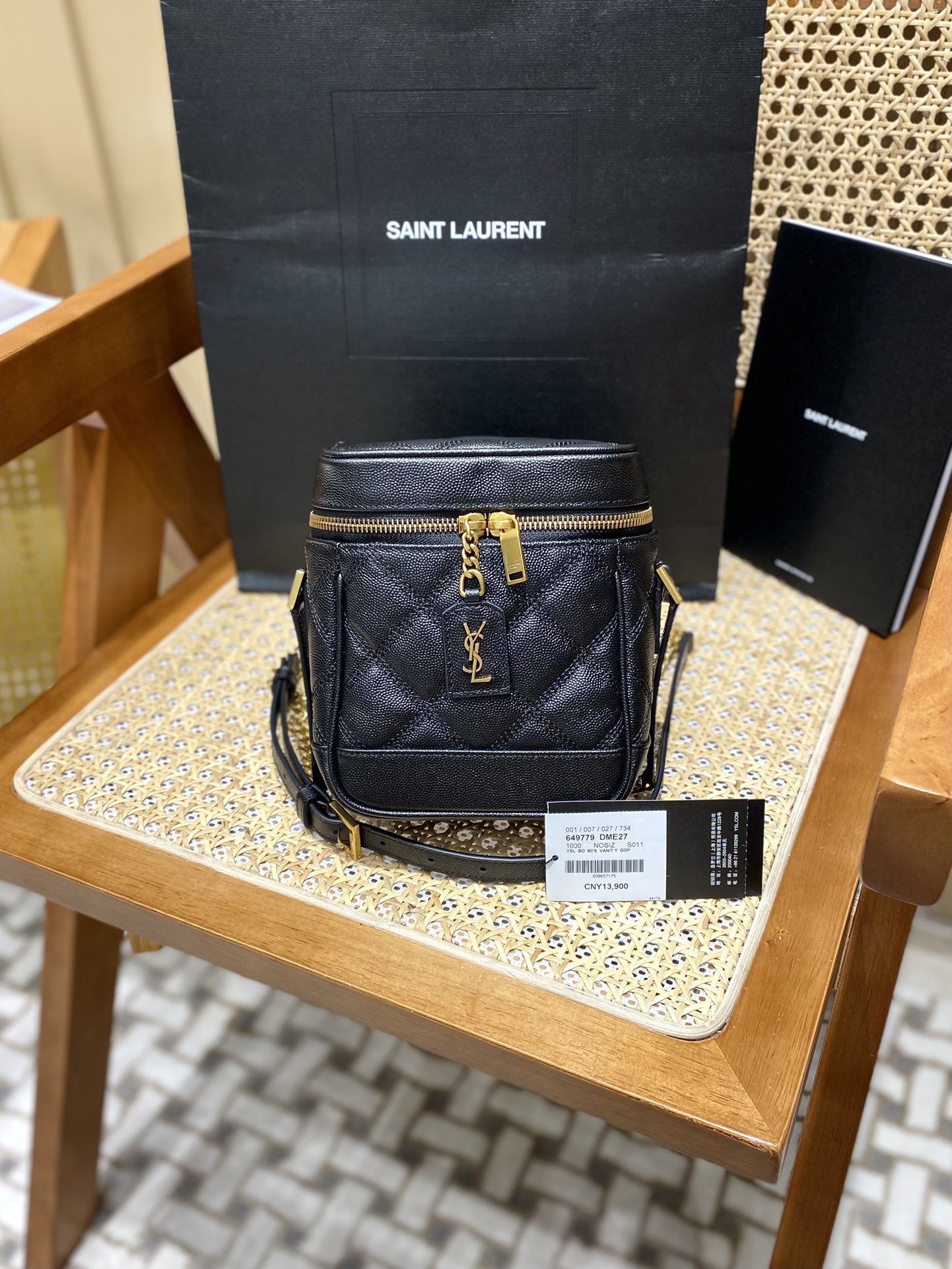 Saint laurent Ysl 80’s 𝙑𝙖𝙣𝙞𝙩𝙮 方形水桶化妆包 649779黑色