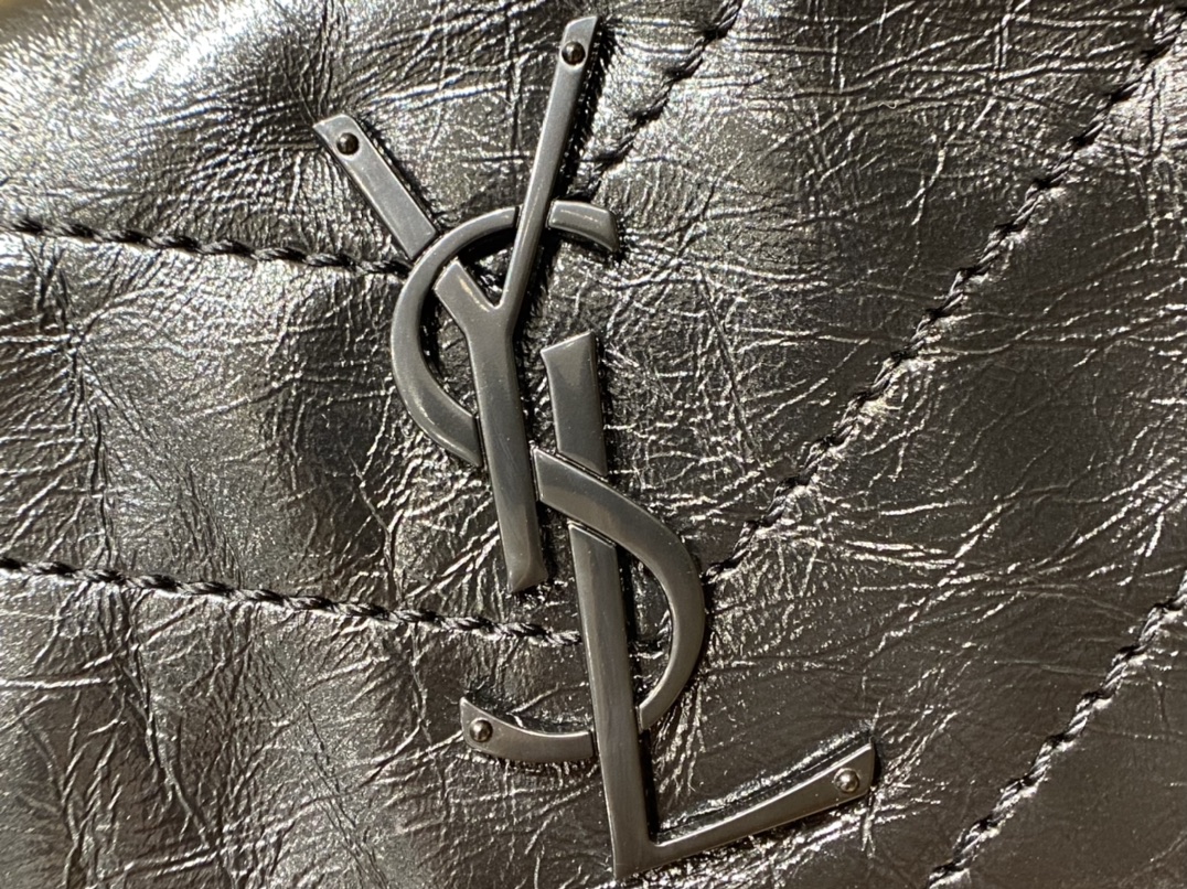 YSL 𝐍𝐢𝐤𝐢 22𝐜𝐦 邮差包 533037黑色/黑链