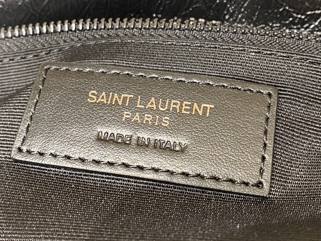YSL 𝐍𝐢𝐤𝐢 28𝐜𝐦 邮差包 633158黑色/黑链