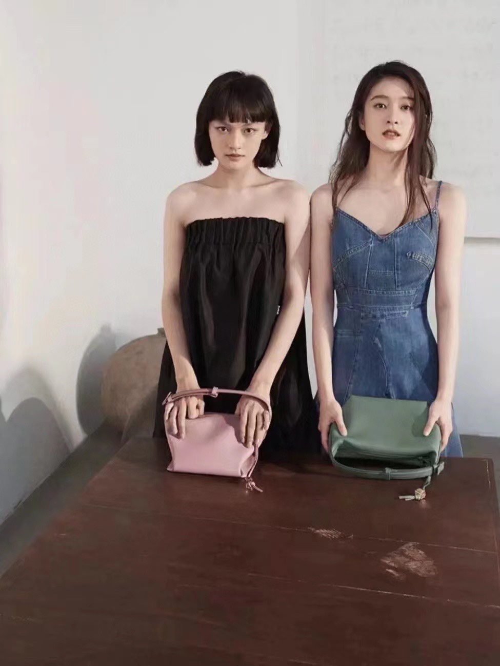 LOEWE罗意威 520情人节限定款 cubi全皮饭盒包 0559牛油果绿