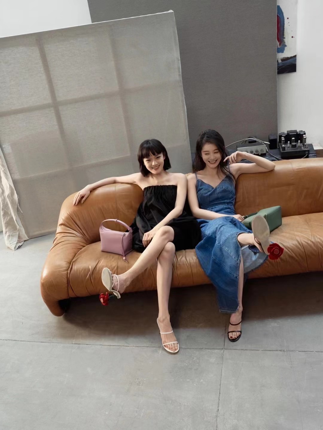 LOEWE罗意威 520情人节限定款 cubi全皮饭盒包 0559牛油果绿