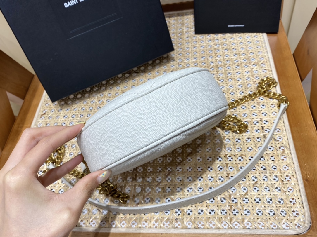 Saint laurent Ysl 最新VINYLE鱼子酱小圆包 610436白色