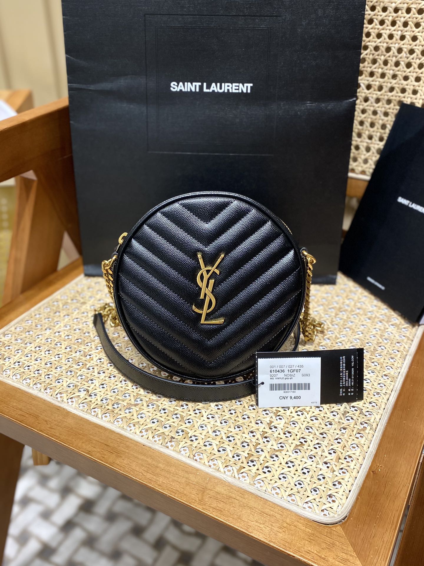 Saint laurent Ysl 最新VINYLE鱼子酱小圆包 610436黑色