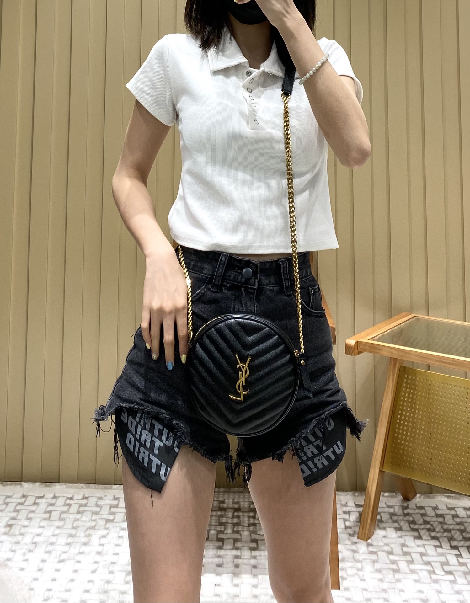 Saint laurent Ysl 最新VINYLE鱼子酱小圆包 610436黑色