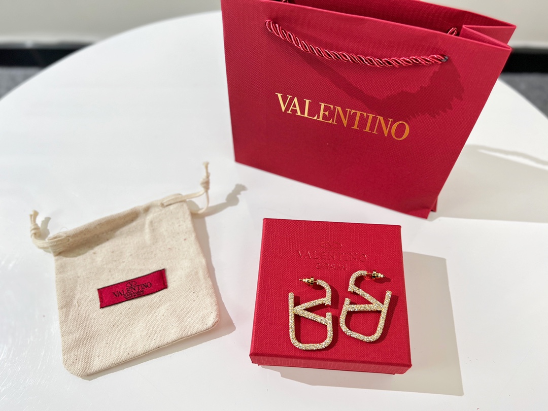 新款☑️ VALENTINO华伦天奴满钻耳环耳钉
