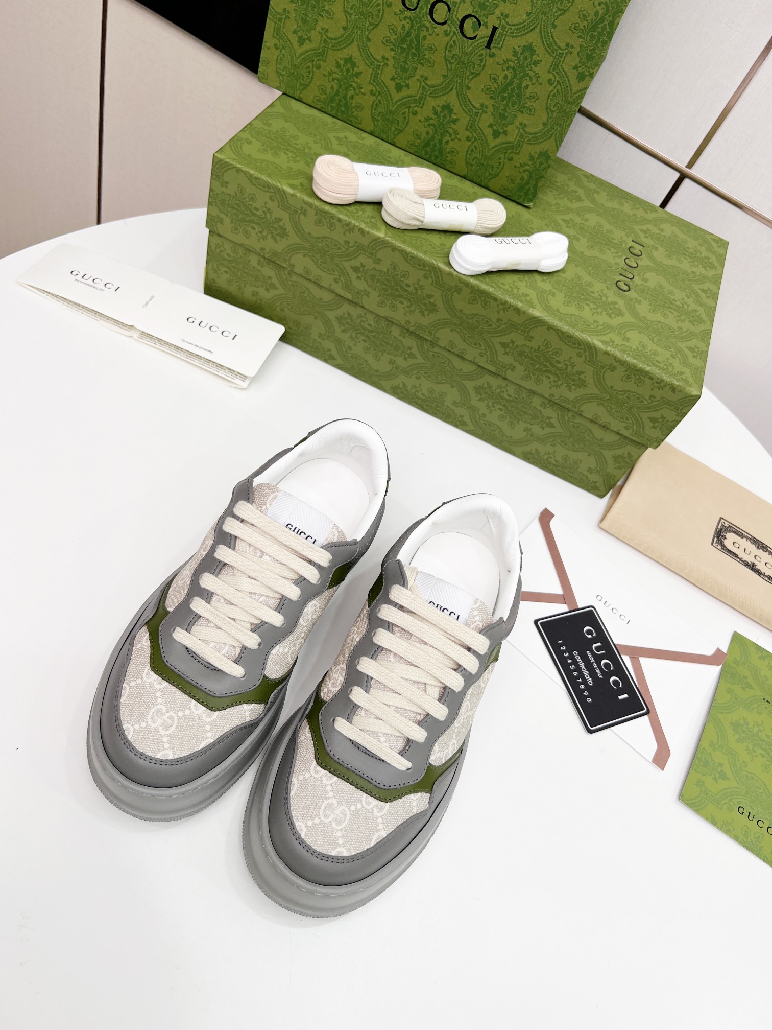 Precio de fábrica:260Gucci - ¡Nueva colección deportiva de suela gruesa suave ligera Chunky! ¡G mode