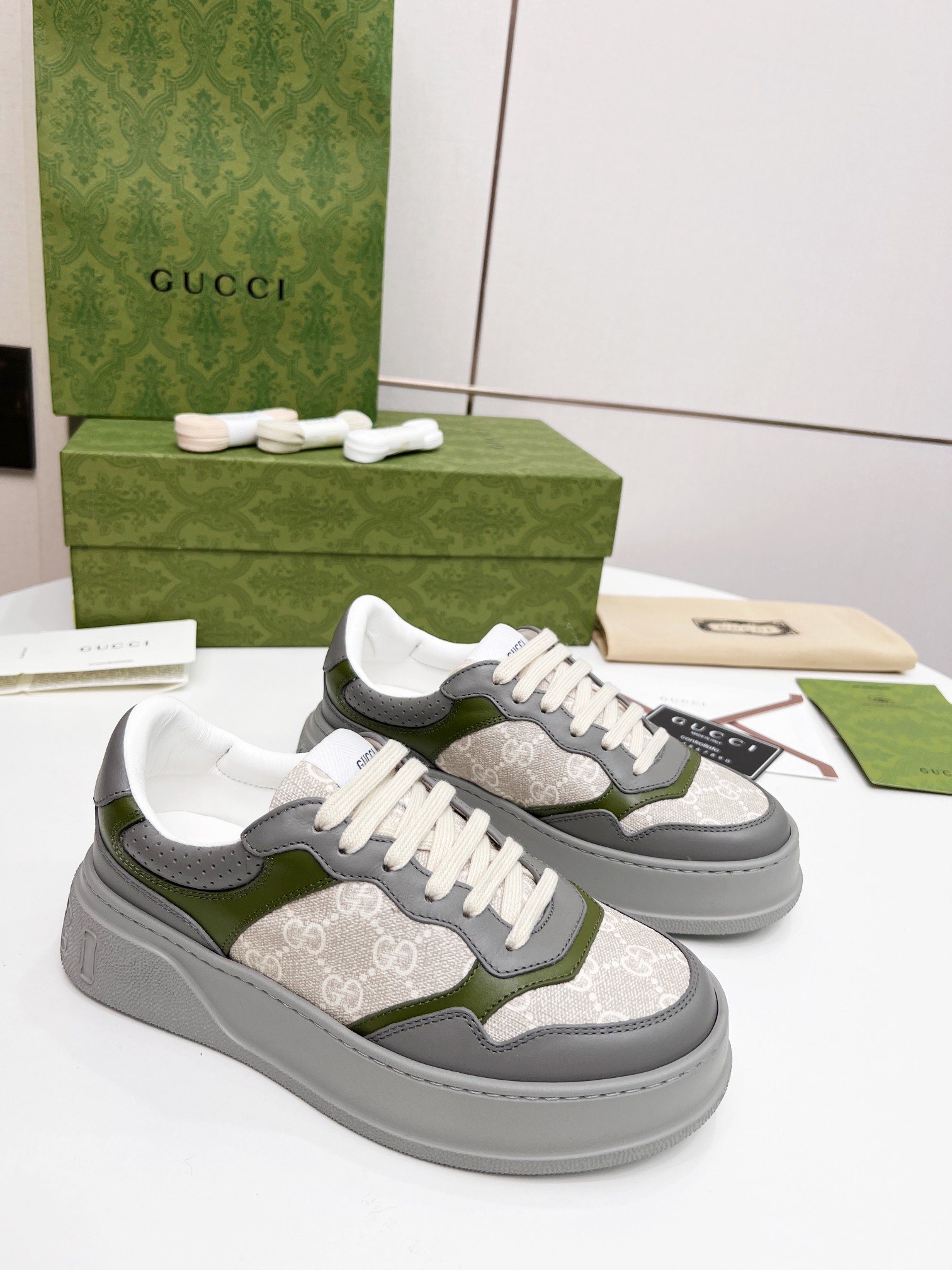 Precio de fábrica:260Gucci - ¡Nueva colección deportiva de suela gruesa suave ligera Chunky! ¡G mode