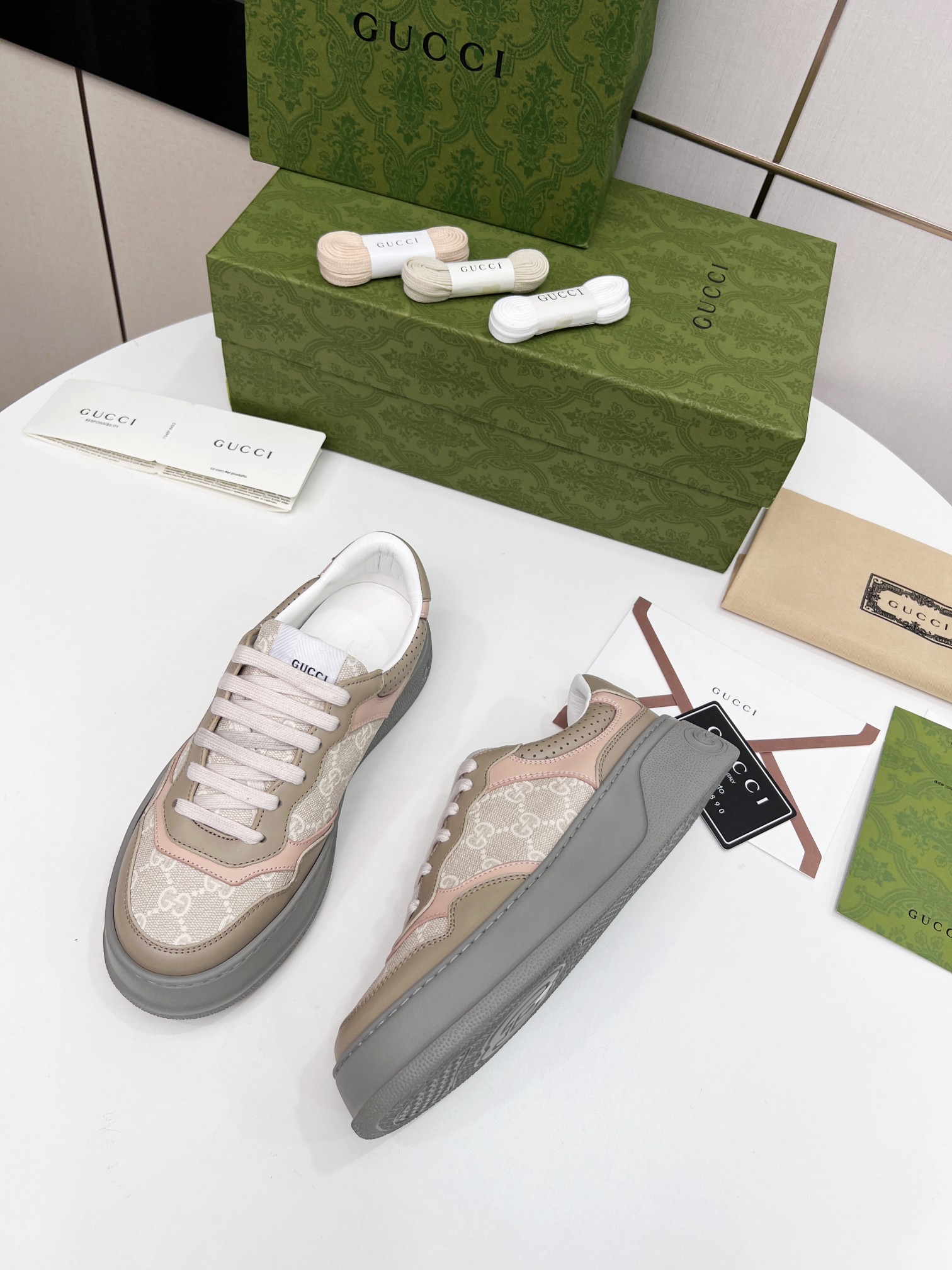Precio de fábrica:260Gucci - ¡Nueva colección deportiva de suela gruesa suave ligera Chunky! ¡G mode