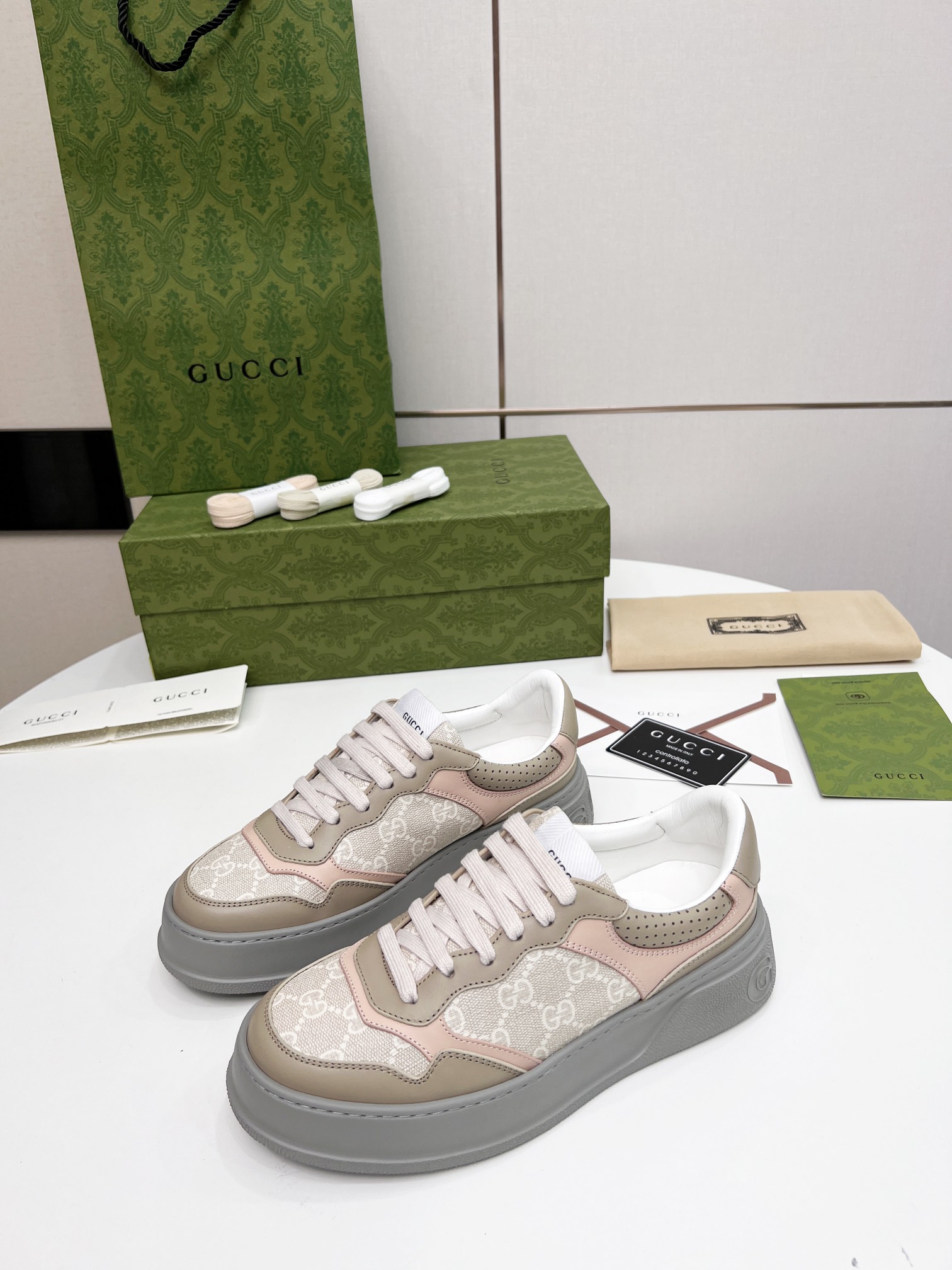 Precio de fábrica:260Gucci - ¡Nueva colección deportiva de suela gruesa suave ligera Chunky! ¡G mode