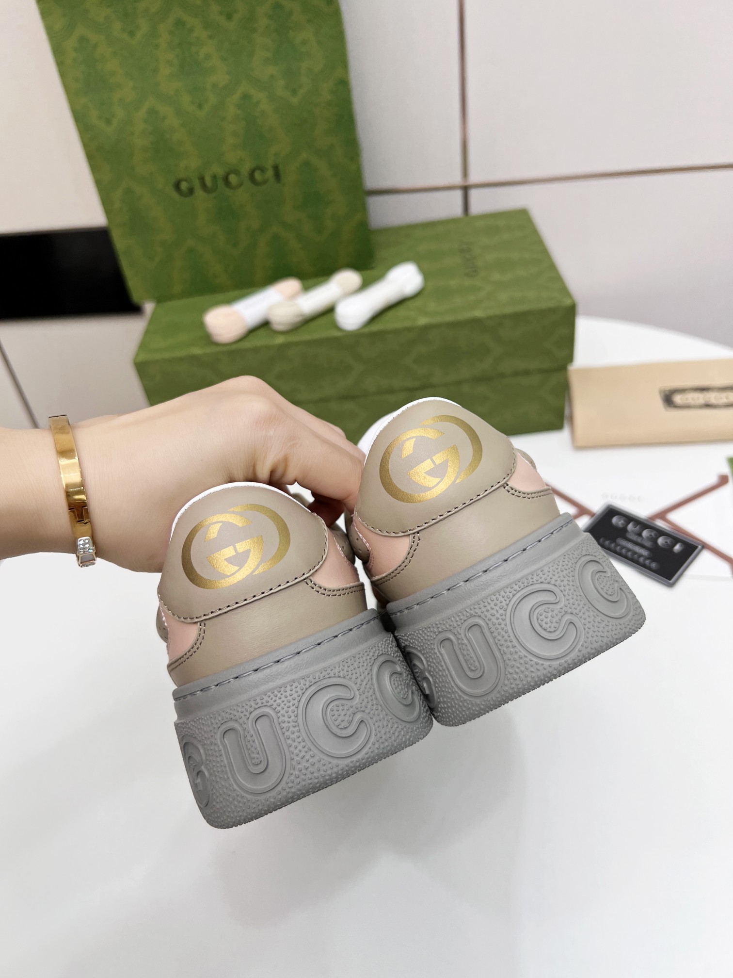 Precio de fábrica:260Gucci - ¡Nueva colección deportiva de suela gruesa suave ligera Chunky! ¡G mode