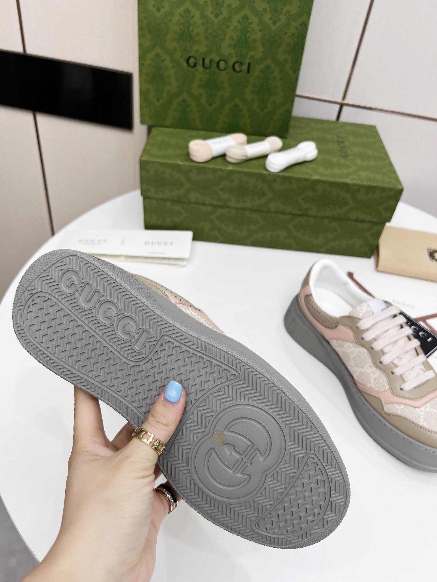 Precio de fábrica:260Gucci - ¡Nueva colección deportiva de suela gruesa suave ligera Chunky! ¡G mode