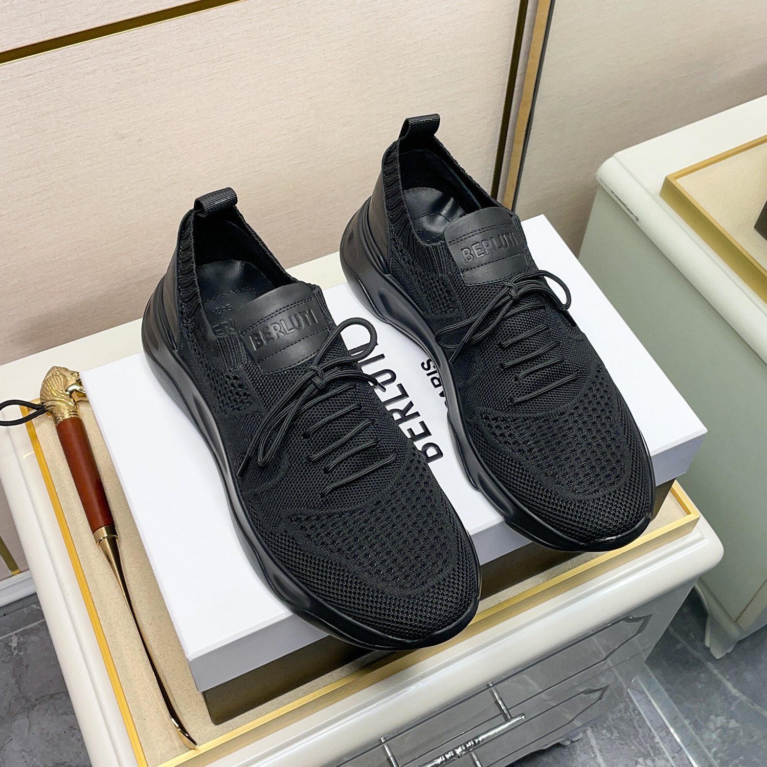Spring/Summer nueva colección, la única versión en el mercado de los zapatos deportivos para hombre 