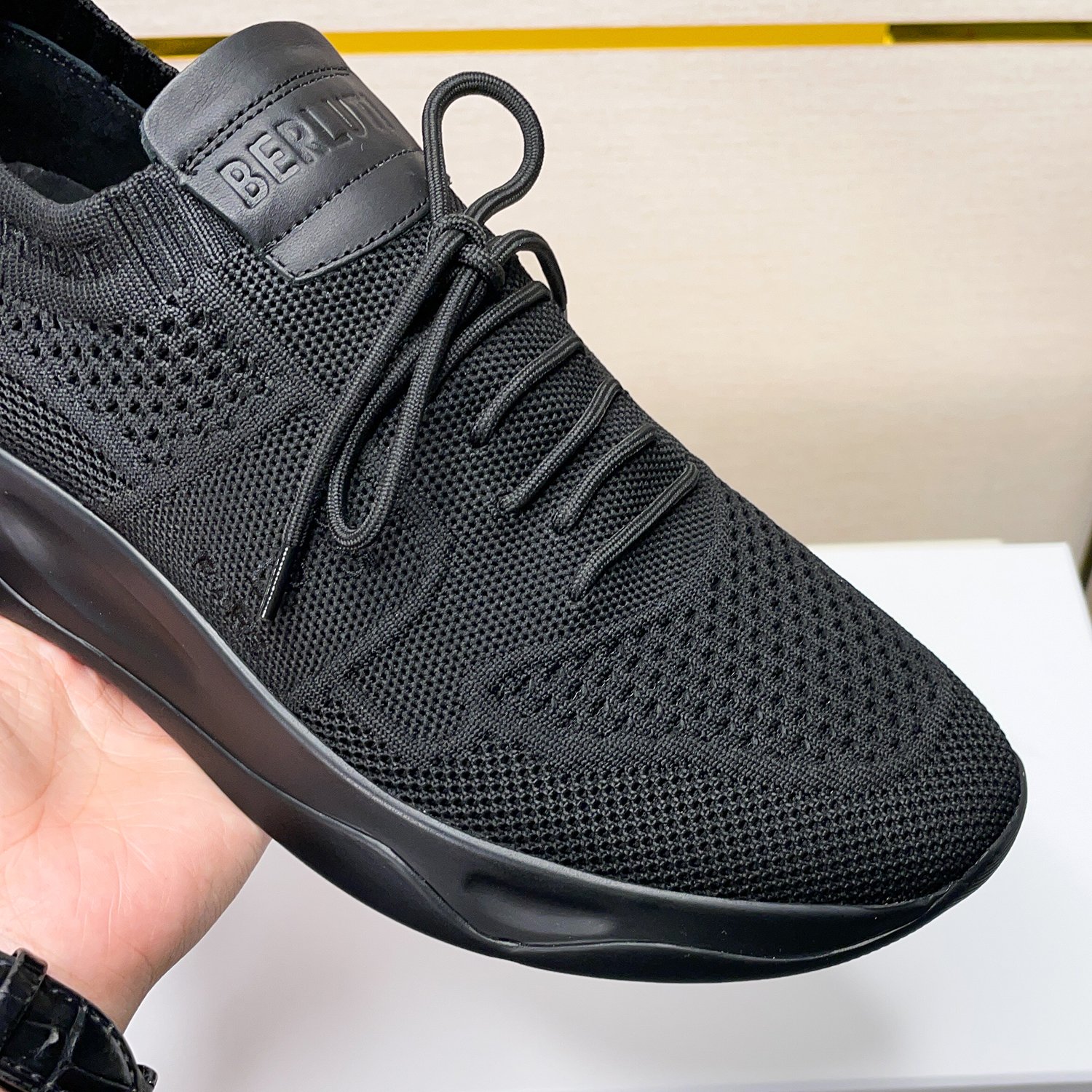 Spring/Summer nueva colección, la única versión en el mercado de los zapatos deportivos para hombre 