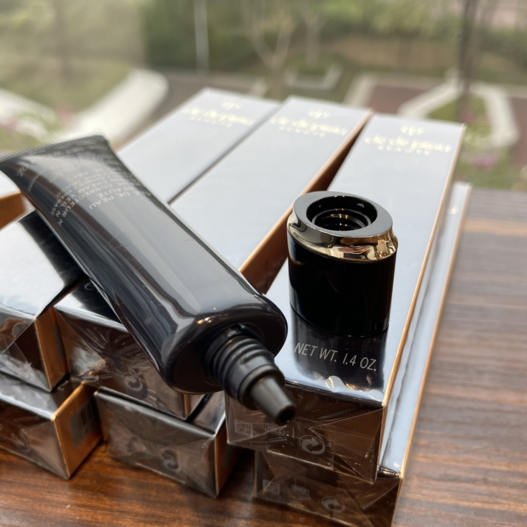 Louis Vuitton Haute Couture Couture Beauty Luxury Makeup Lipstick 5