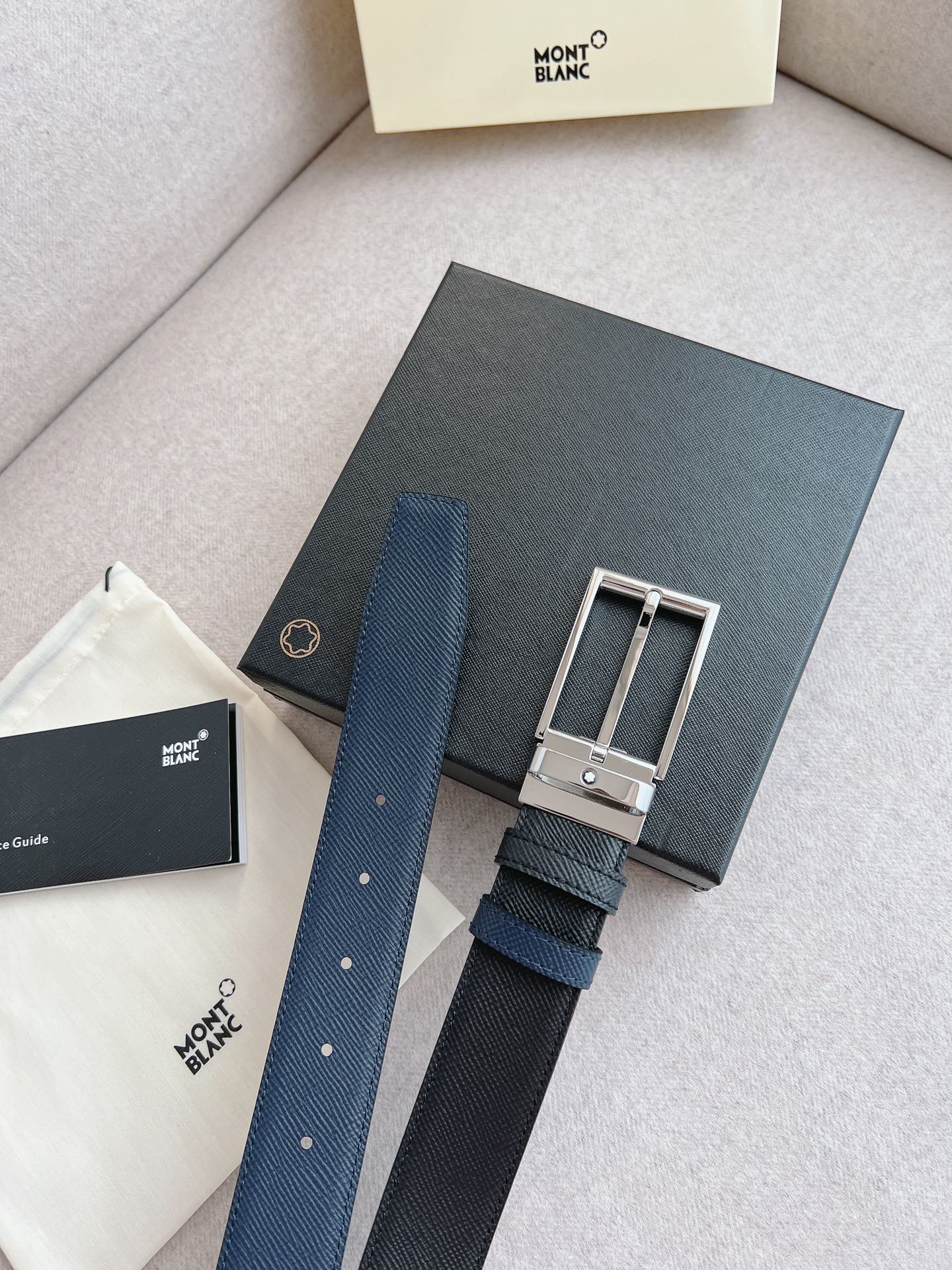 顶级原单复刻版💯，配送专柜全套礼盒包装📦进口原厂头层牛皮皮带，男士商务休闲腰带. 万宝龙 他们自信而不拘
