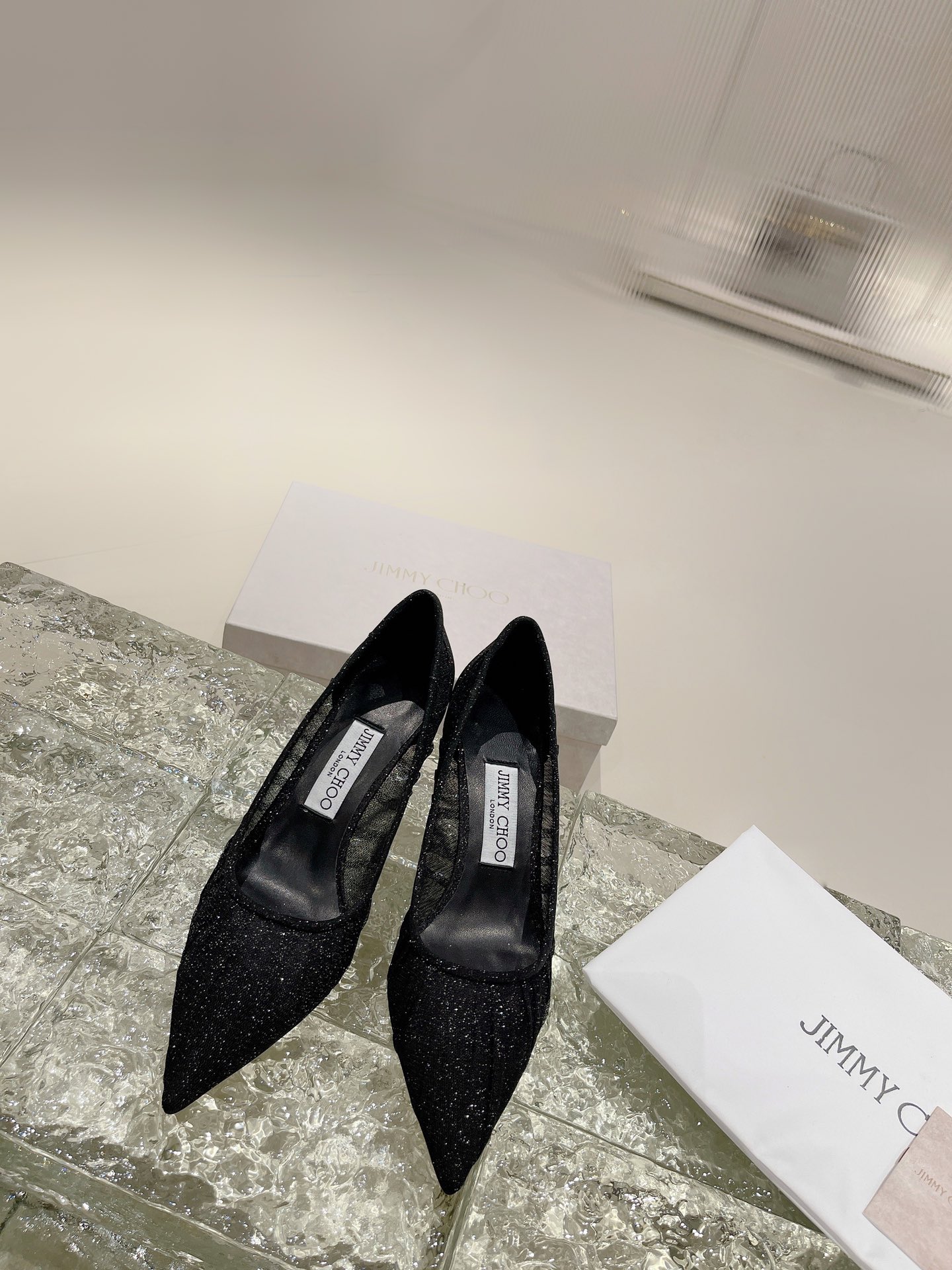 Туфли на высоком каблуке JIMMY CHOO из сетки с острым носом и открытой пяткой, импортная сетка, полированная овечья кожа с кристаллами
