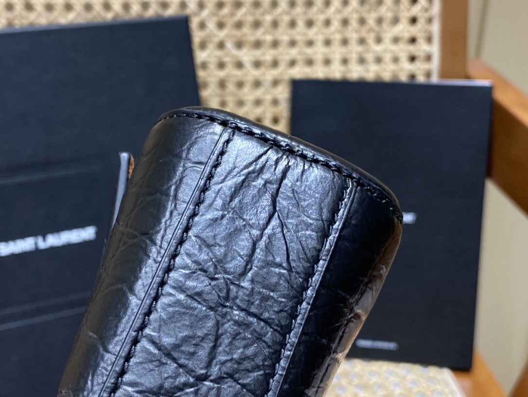 Saint laurent Ysl ๐๐๐ง๐ ๐ฎ๐ด๐ฐ๐บ ๅ้ขๅ
553804
