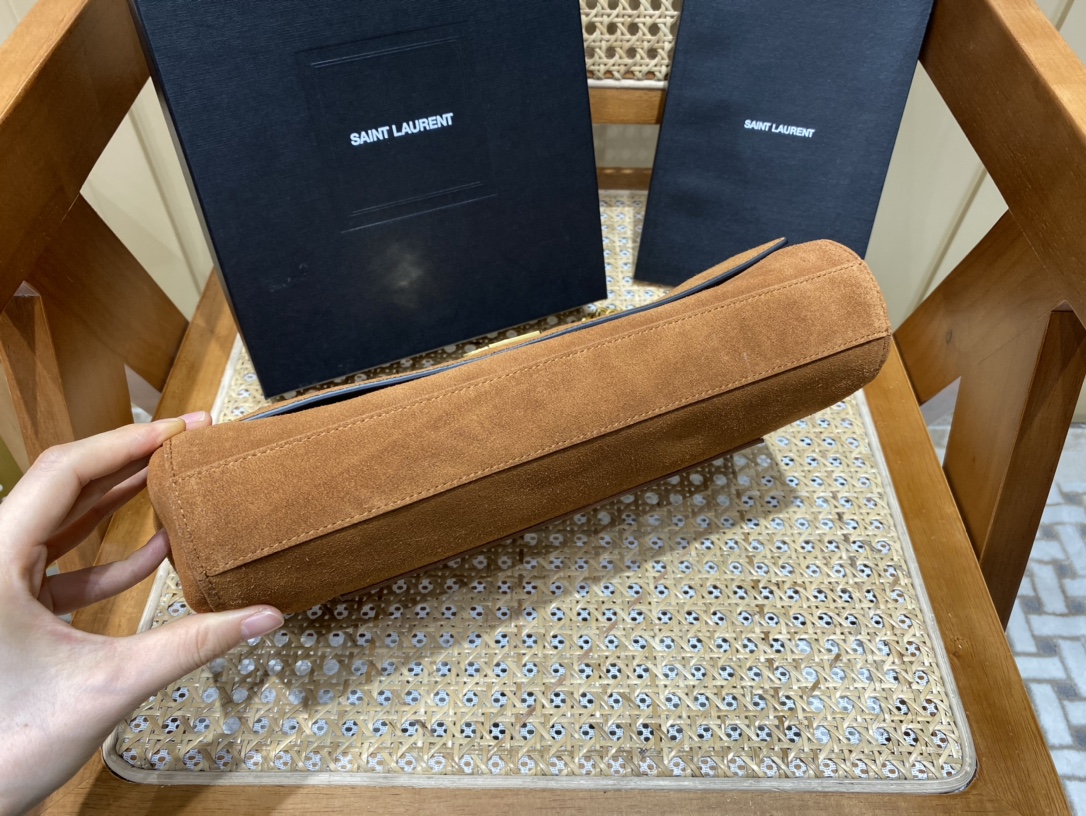 Saint laurent Ysl ๐๐๐ง๐ ๐ฎ๐ด๐ฐ๐บ ๅ้ขๅ
553804