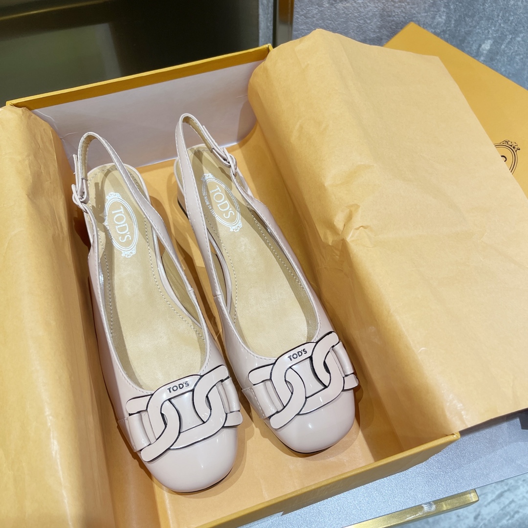 Tods’ Potato-Spirited Commuting Shoes: Stylish, Comfortable, and Versatile - 图片 8