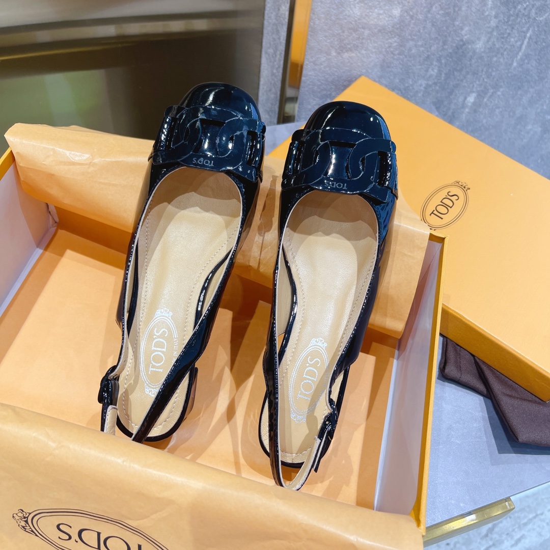 Tods’ Potato-Spirited Commuting Shoes: Superb, Cozy, and Elegant Cosmopolitan Styles - 图片 9