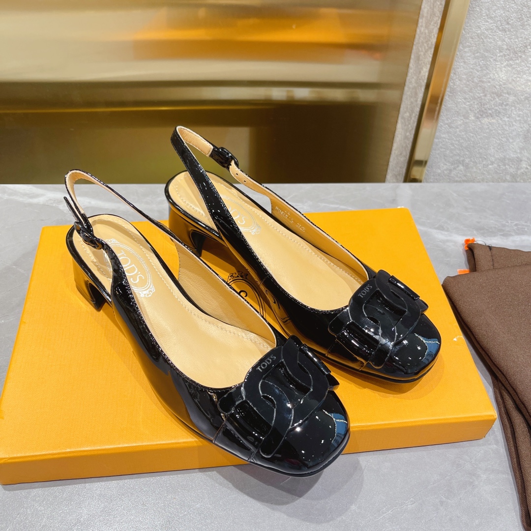 Tods’ Potato-Spirited Commuting Shoes: Superb, Cozy, and Elegant Cosmopolitan Styles - 图片 2