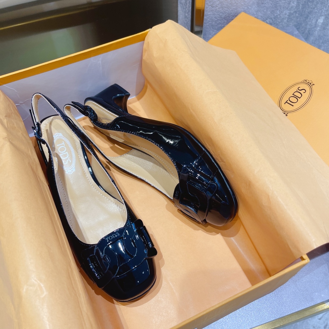 Tods’ Potato-Spirited Commuting Shoes: Superb, Cozy, and Elegant Cosmopolitan Styles - 图片 8