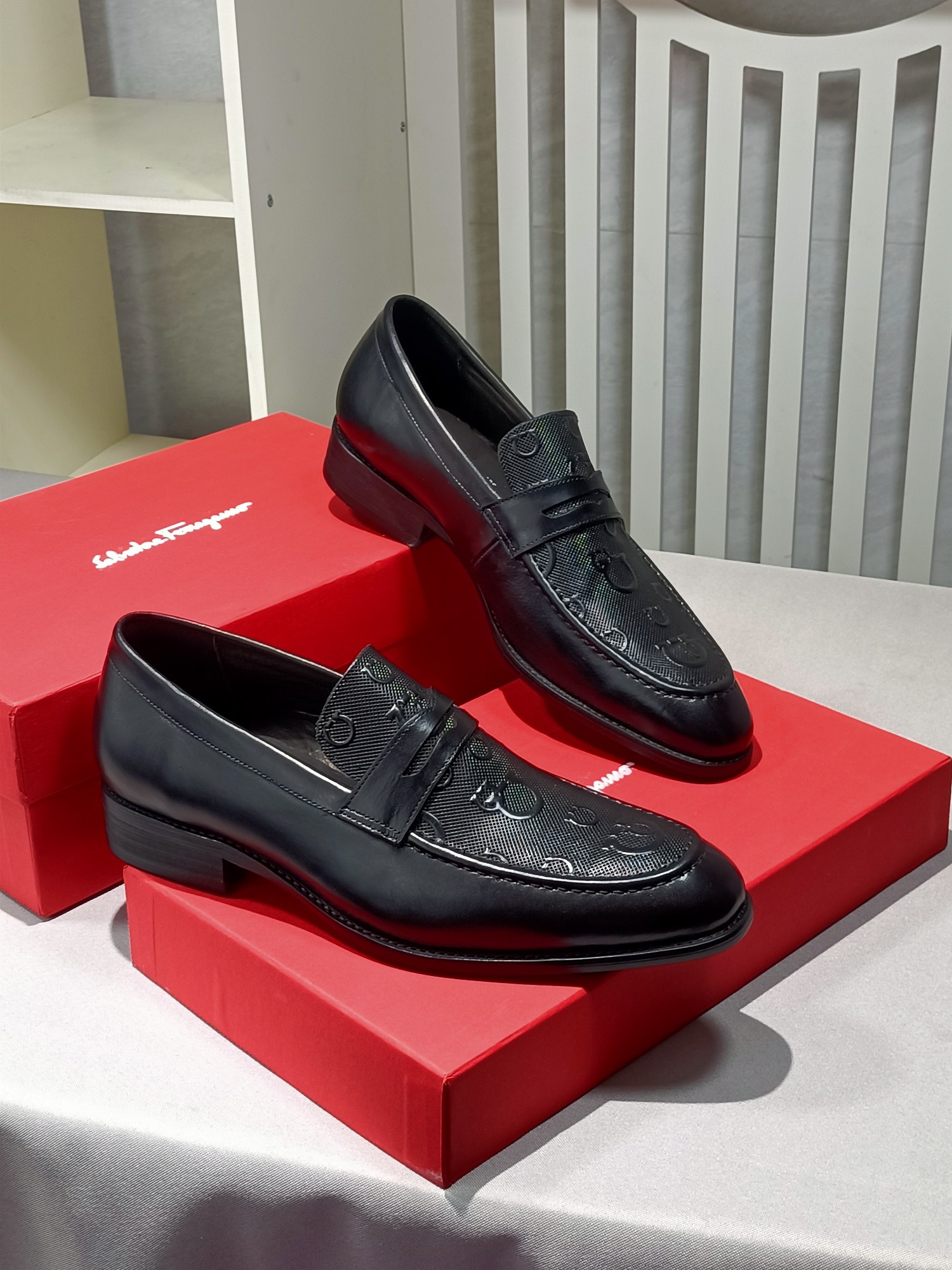 J0 原单品质品牌：Ferragamo菲拉格慕