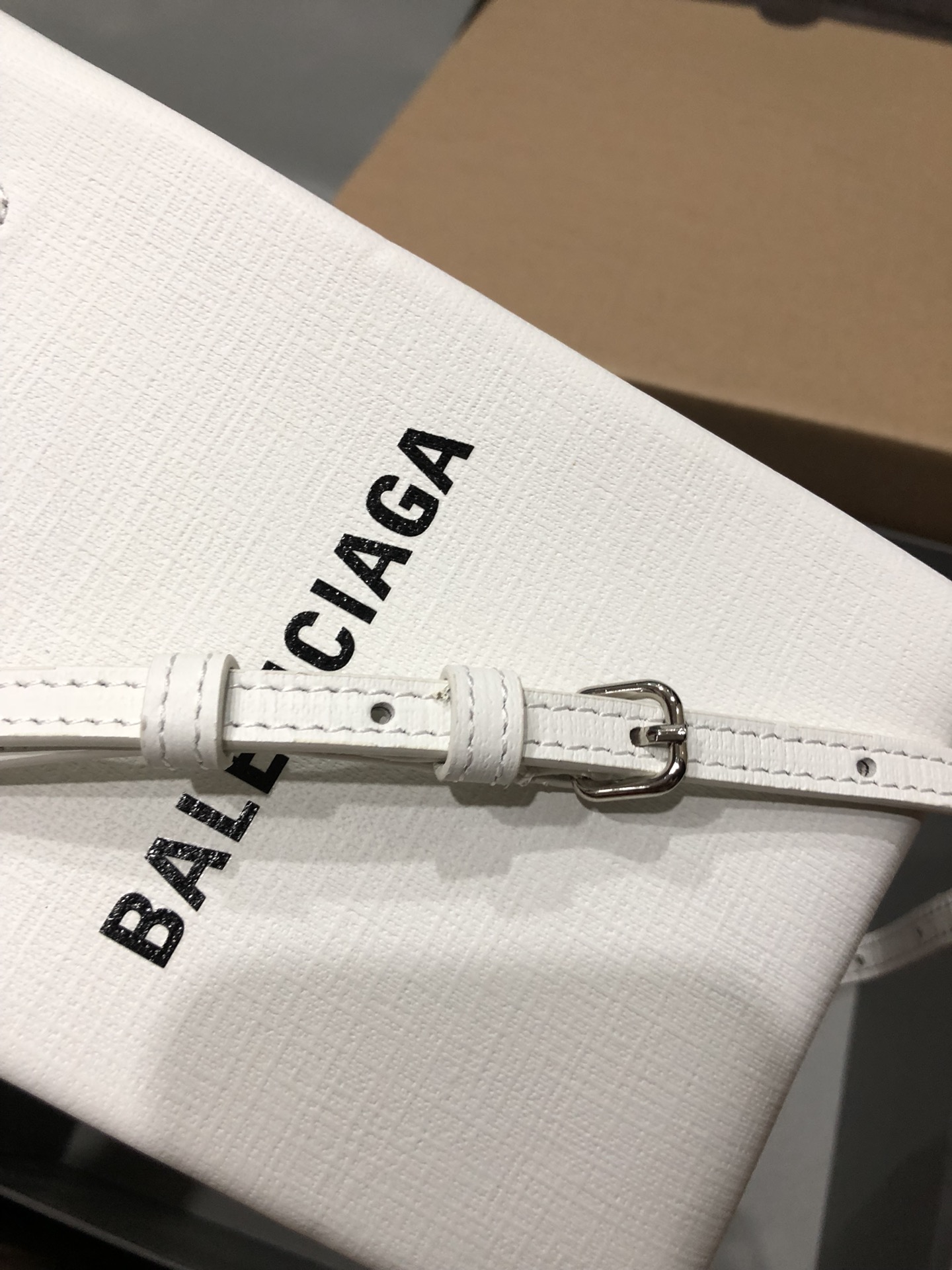 Balenciaga Style Leather Tote Bag style reference detail image 7 from source 776220