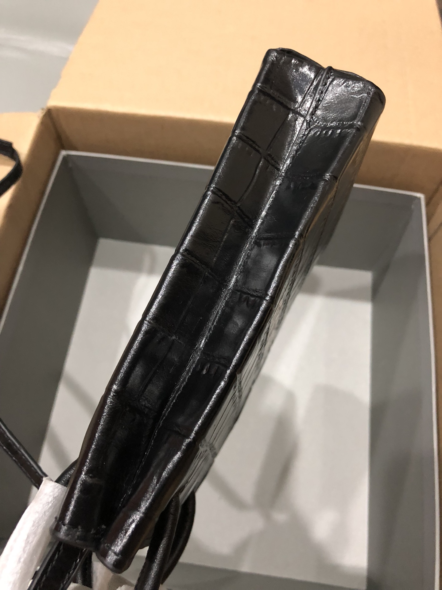 Unknown 牛皮购物袋新成员——手机包