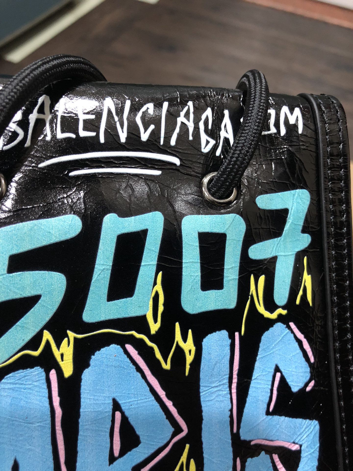 Balenciaga Style Bag style reference detail image 6 from source 776217