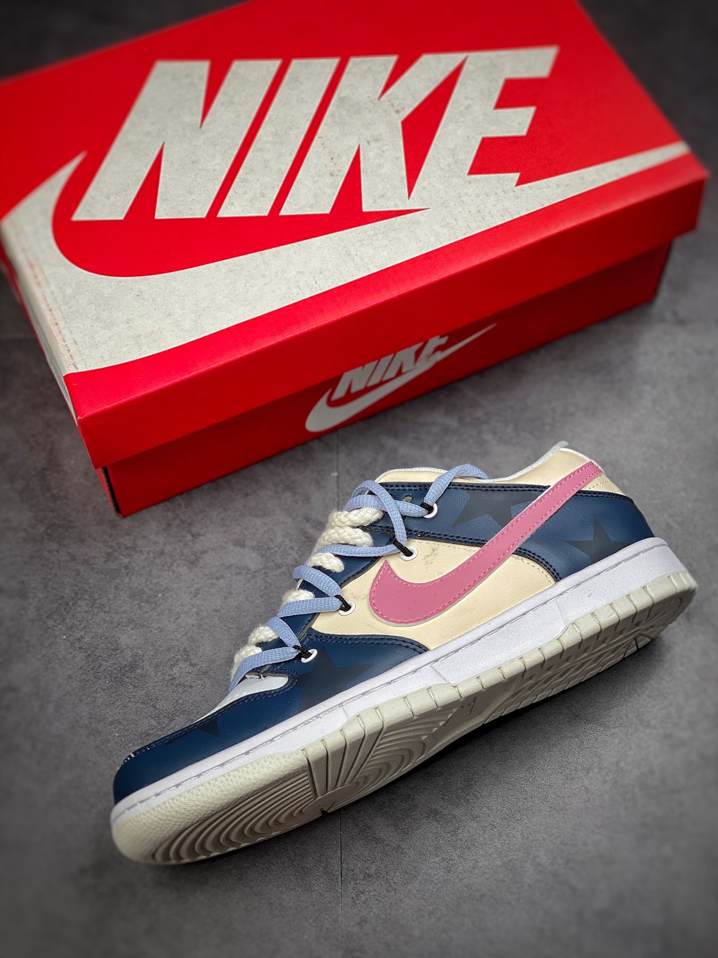 190 Futura x Nike Dunk Low SB联名 解构绑带滑板鞋 DH9765-100