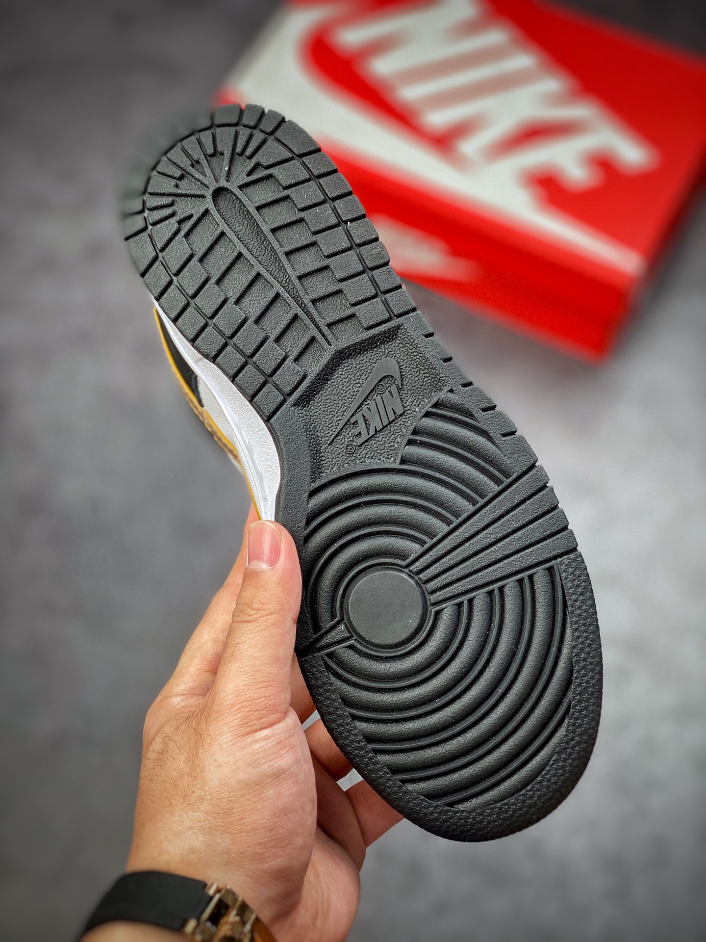 240 Nike SB Dunk Low prm 金银熊猫SB扣碎篮板时尚休闲板鞋 DH9764-001