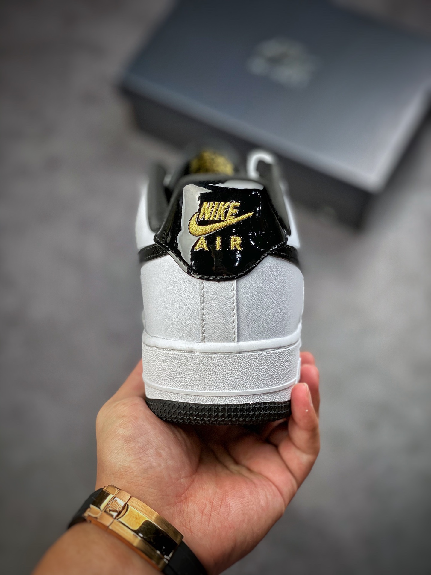 220 Nike Air Force 1 Low 07 白黑金世界冠军 DQ0300-100