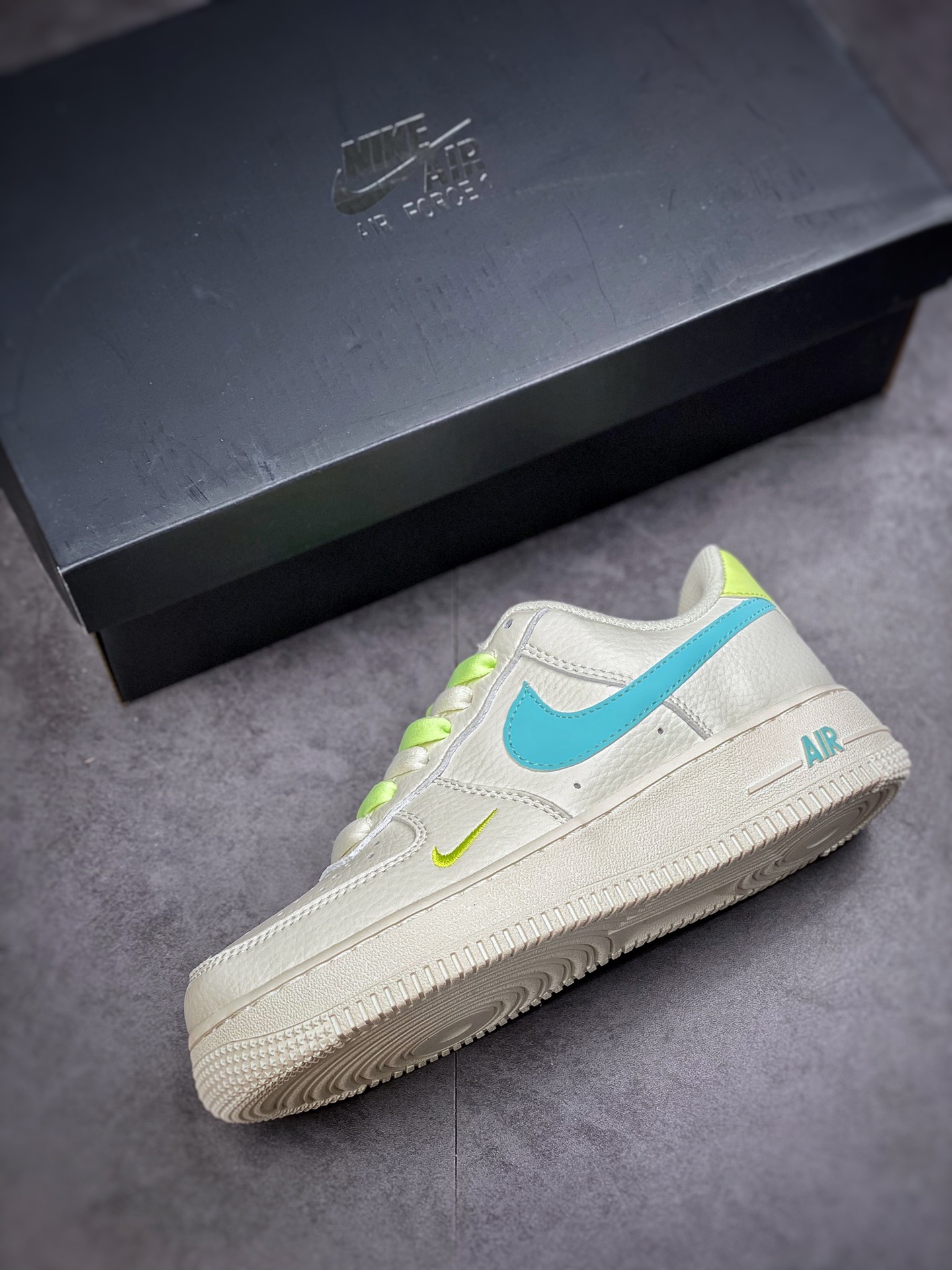200 Nike Air Force 1 Low 07 米白蓝绿专注外贸渠道DH7560-516