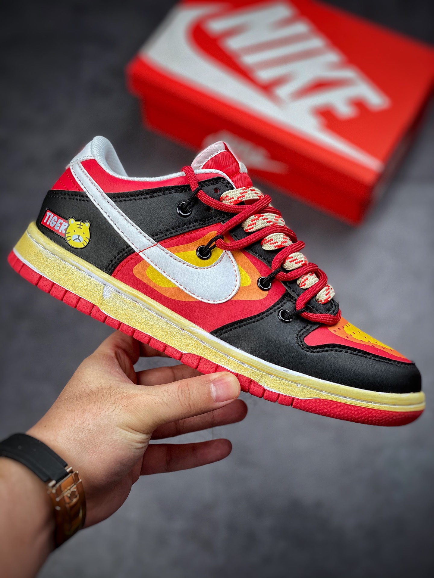 190 Futura x Nike Dunk Low SB联名 解构绑带滑板鞋 DD1503-020