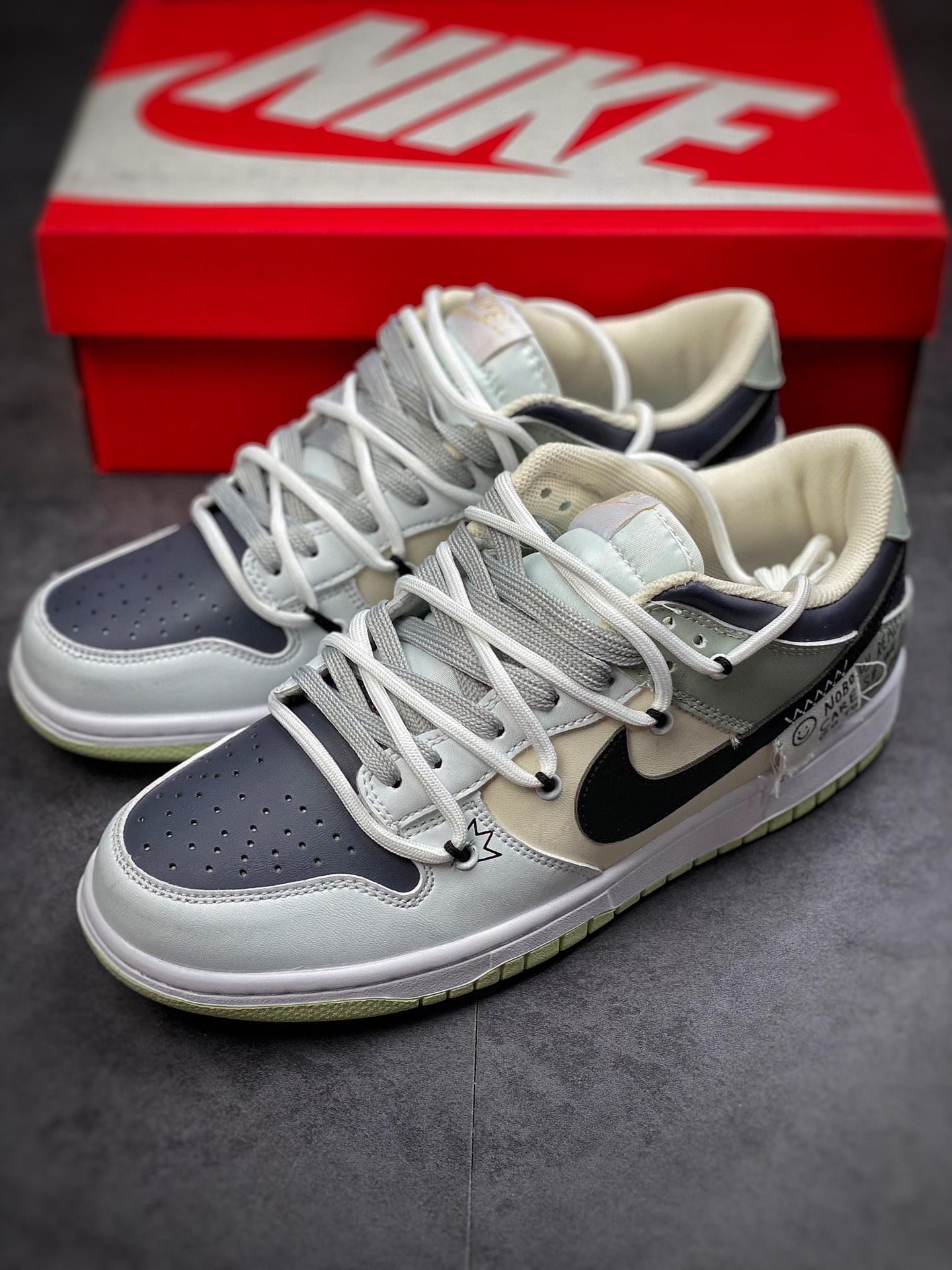 190 Futura x Nike Dunk Low SB联名 解构绑带滑板鞋DD3363-002