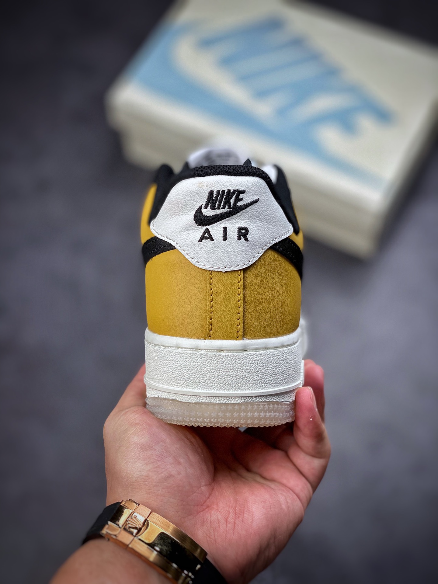 220 Nike Air Force 1 Low 07 米白黑黄 CJ8899-111