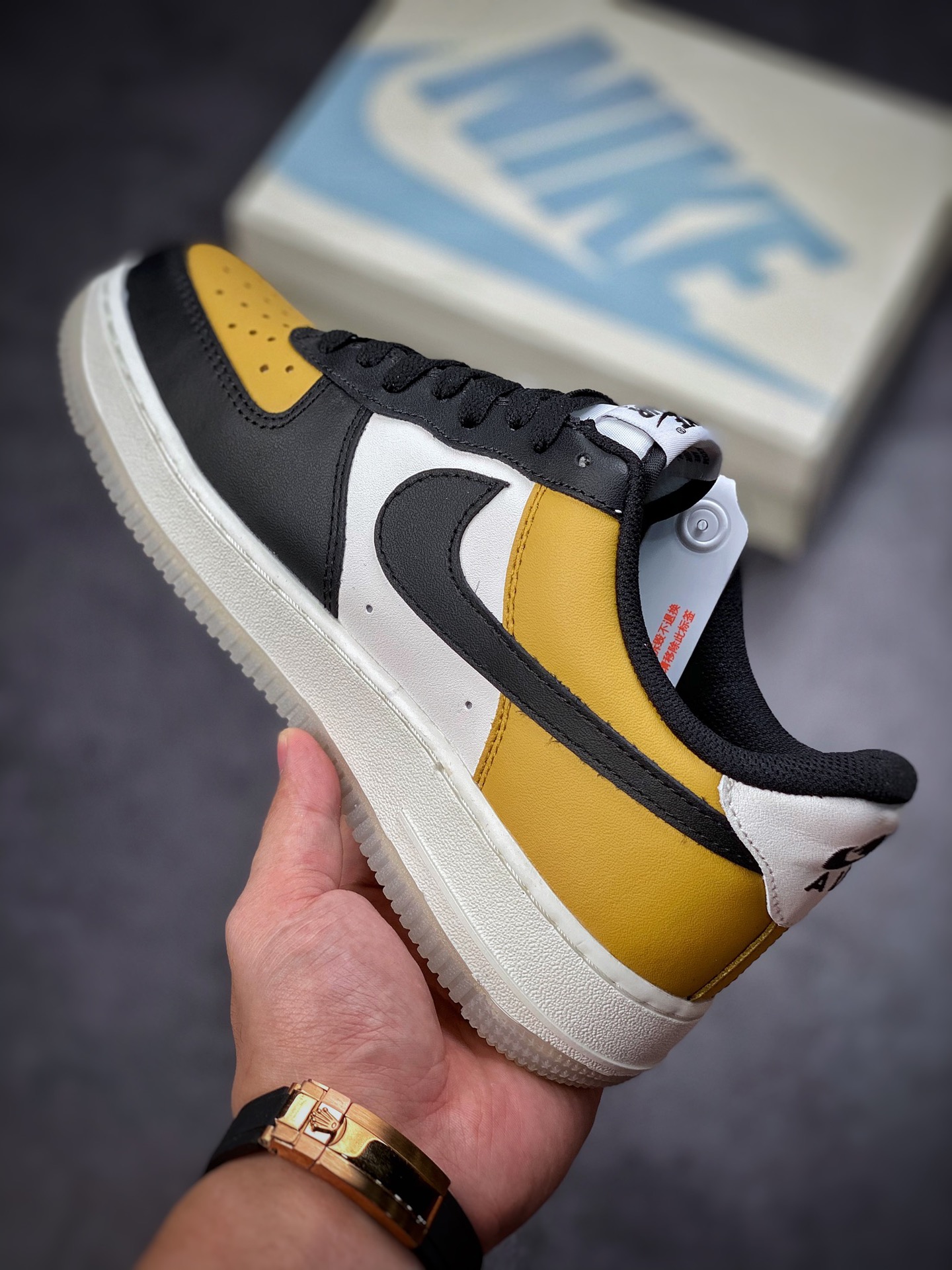 220 Nike Air Force 1 Low 07 米白黑黄 CJ8899-111
