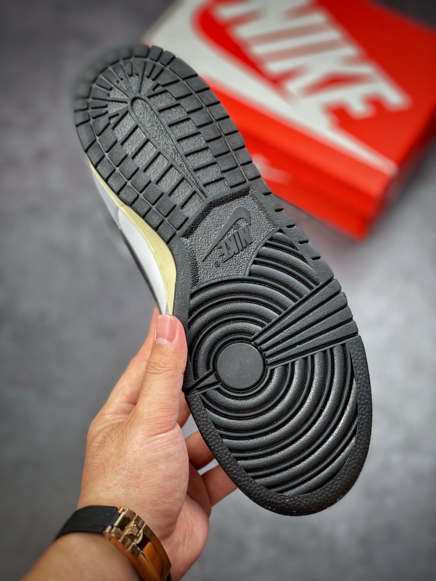 220 Nike Dunk Low WMNS “Light Smoke Grey” 浅烟灰 DD1503-117