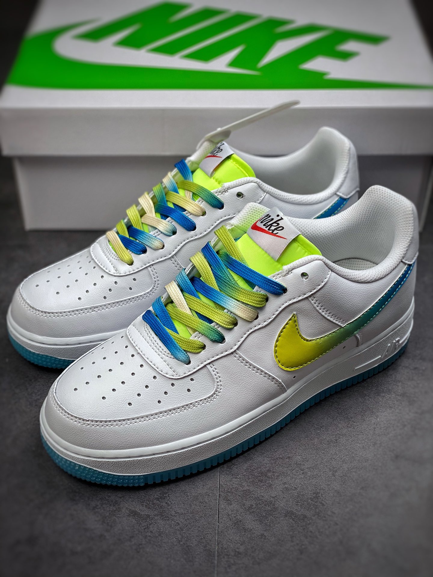 240 Nike Air Force 1 Low 07 白蓝黄渐变 冰柠檬配色 TO1232-111