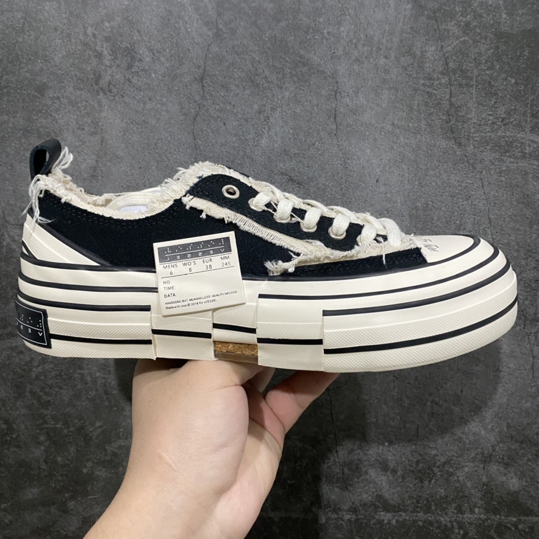 xVESSEL G.O.P. Low 吴建豪主理品牌 解构重叠厚底软木低帮硫化板鞋 经典黑色 原鞋数据开发 终端优势供应 当前市售最高版本 正确半贴合鞋标工艺 正确鞋头上翘整体楦型 紫外光变色效果 原厂12蛊司厚实舒适帆布面料 流苏做旧复古效果 支持NFC网页编码识别 升级厚实木塞内底 纯手工贴合多重围条硫化工艺 市售最强品质 实拍即所得 秒杀市场所有版本 随意对比 尺码:35 36 37 38 39 40 41 42 43 44 45-选品中心