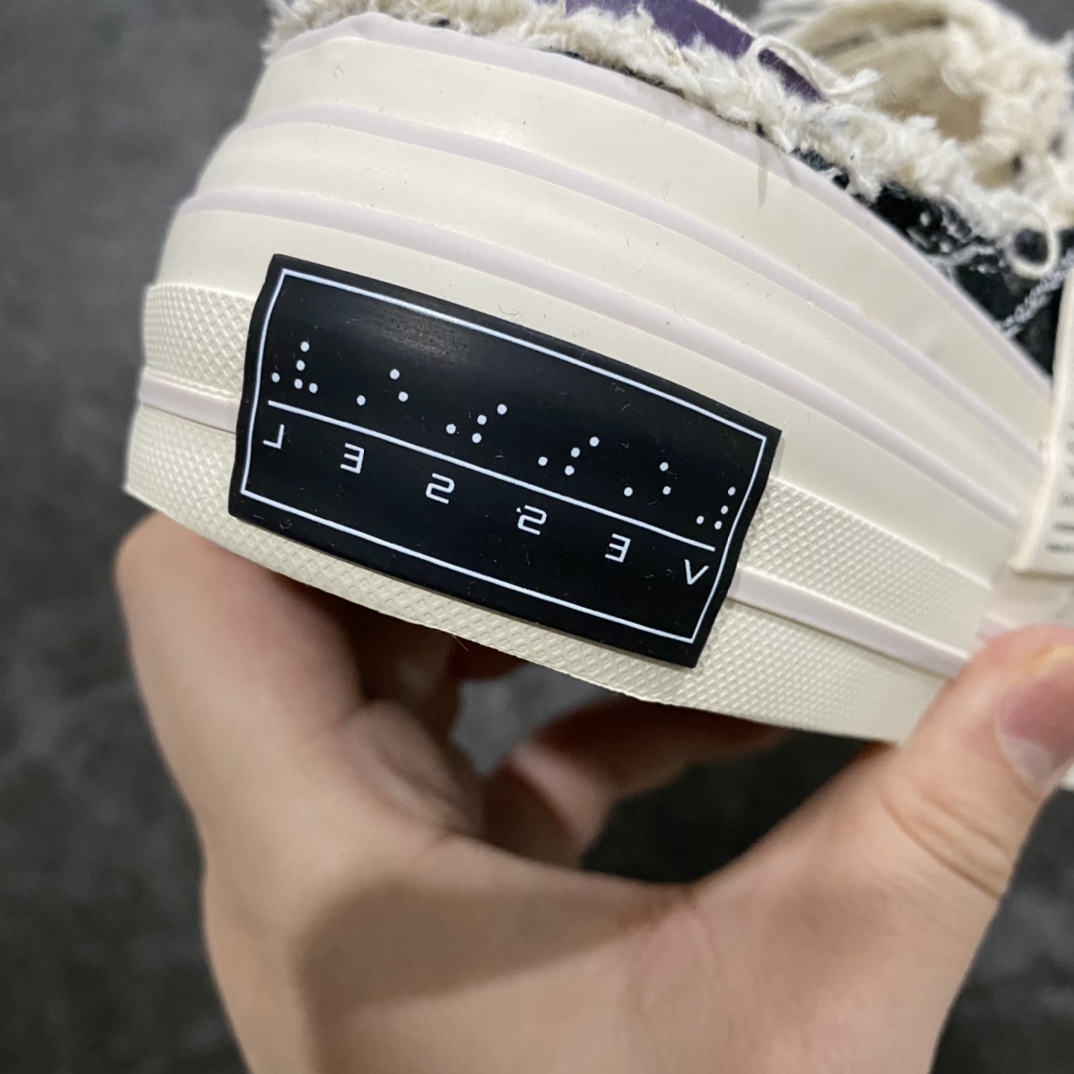 图片[5]-xVESSEL G.O.P. Low 吴建豪主理品牌 解构重叠厚底软木低帮硫化板鞋 腰果花半拖 原鞋数据开发 终端优势供应 当前市售最高版本 正确半贴合鞋标工艺 正确鞋头上翘整体楦型 紫外光变色效果 原厂12蛊司厚实舒适帆布面料 流苏做旧复古效果 支持NFC网页编码识别 升级厚实木塞内底 纯手工贴合多重围条硫化工艺 市售最强品质 实拍即所得 秒杀市场所有版本 随意对比 尺码：35 36 37 38 39 40 41 42 43 44 45-选品中心