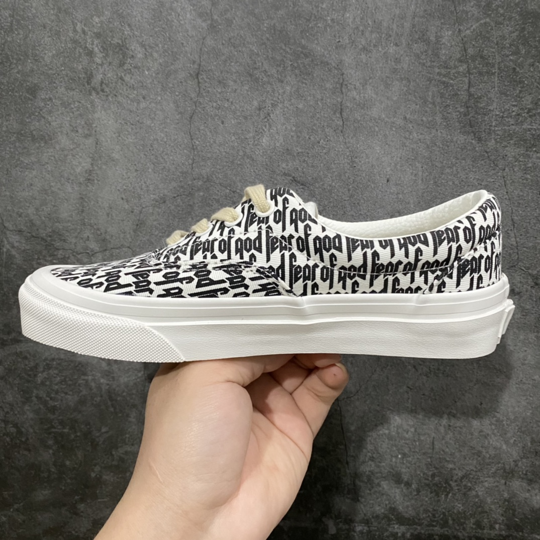 图片[2]-渠道纯原版本Fear Of God x Vans 万斯 Era 95 Reissue 恐惧上帝 FOG超限量联名 耗时两个月开发 原厂整套流水线代工出货 品质毋庸置疑 匠心打造 高端市场专供 懂货的老铁 拿在手上便知高低 尺码：35 36 36.5 37 38 38.5 39 40 40.5 41 42.5 43 44 44.5 45 46-选品中心