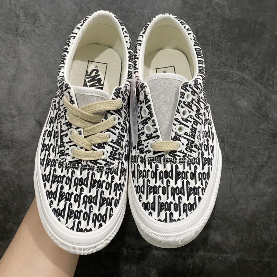 图片[9]-渠道纯原版本Fear Of God x Vans 万斯 Era 95 Reissue 恐惧上帝 FOG超限量联名 耗时两个月开发 原厂整套流水线代工出货 品质毋庸置疑 匠心打造 高端市场专供 懂货的老铁 拿在手上便知高低 尺码：35 36 36.5 37 38 38.5 39 40 40.5 41 42.5 43 44 44.5 45 46-选品中心