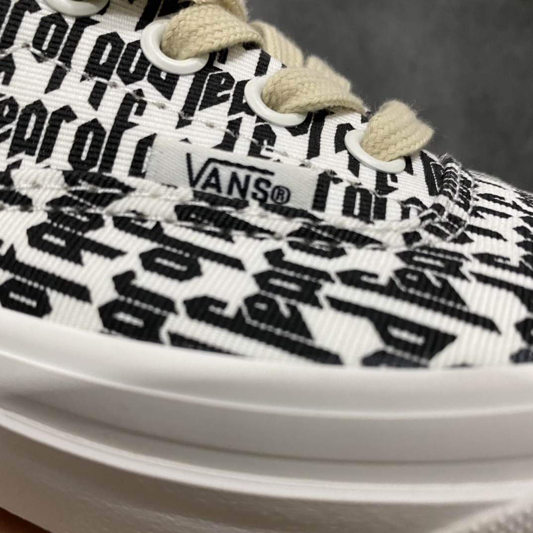 图片[6]-渠道纯原版本Fear Of God x Vans 万斯 Era 95 Reissue 恐惧上帝 FOG超限量联名 耗时两个月开发 原厂整套流水线代工出货 品质毋庸置疑 匠心打造 高端市场专供 懂货的老铁 拿在手上便知高低 尺码：35 36 36.5 37 38 38.5 39 40 40.5 41 42.5 43 44 44.5 45 46-选品中心