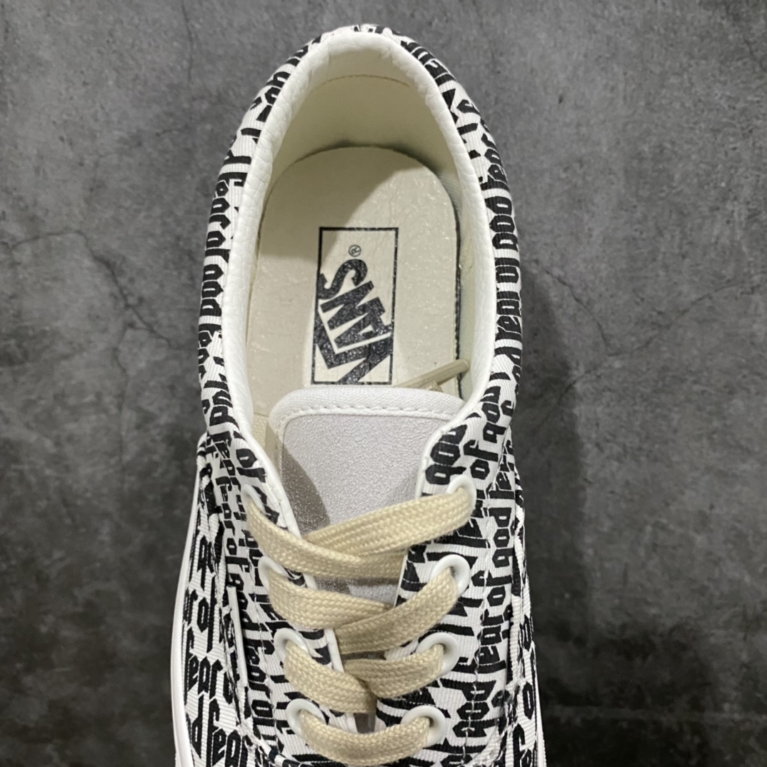 渠道纯原版本Fear Of God x Vans 万斯 Era 95 Reissue 恐惧上帝 FOG超限量联名 耗时两个月开发 原厂整套流水线代工出货 品质毋庸置疑 匠心打造 高端市场专供 懂货的老铁 拿在手上便知高低 尺码:35 36 36.5 37 38 38.5 39 40 40.5 41 42.5 43 44 44.5 45 46-选品中心