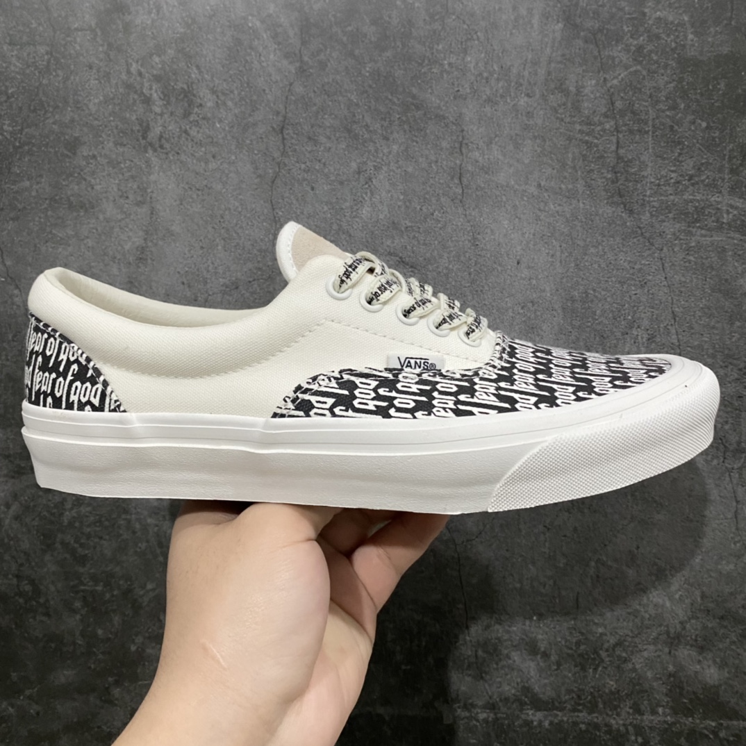 渠道纯原版本Fear Of God x Vans 万斯 Era 95 Reissue 恐惧上帝 FOG超限量联名 耗时两个月开发 原厂整套流水线代工出货 品质毋庸置疑 匠心打造 高端市场专供 懂货的老铁 拿在手上便知高低 尺码:35 36 36.5 37 38 38.5 39 40 40.5 41 42.5 43 44 44.5 45 46-选品中心